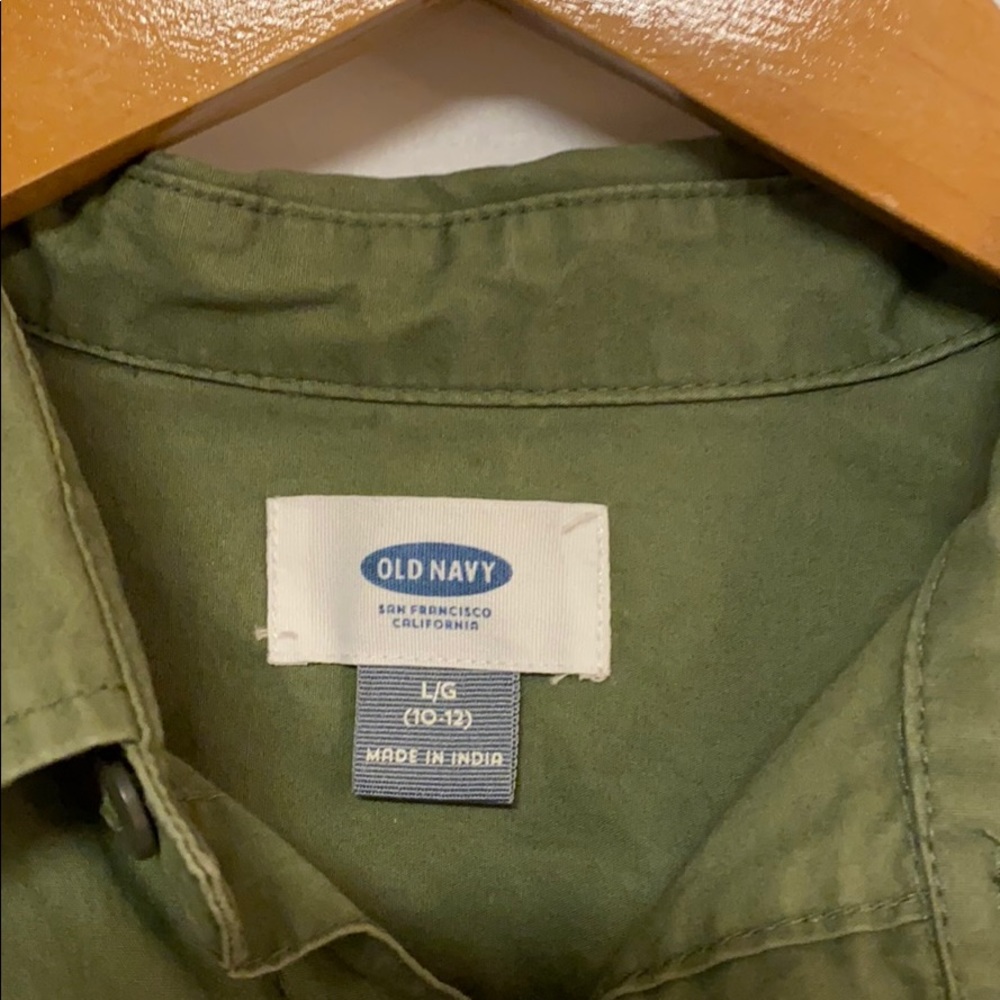 Button down shirt - Picture 2 of 2